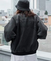 adidas（アディダス）の「adidas/アディダス SST DENIM TRACK TOP スリーストライプ トレフォイル トラックトップ デニムジャケット メンズ ストリート スポーティ 2026年秋冬 秋服（デニムジャケット）」