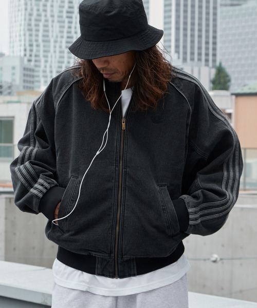 adidas(アディダス)の「adidas/アディダス SST DENIM TRACK TOP スリーストライプ トレフォイル トラックトップ デニムジャケット メンズ ストリート スポーティ 2026年秋冬 秋服 冬服(デニムジャケット・メンズ・ブラック・S/M/L/XL)」の17枚目の写真