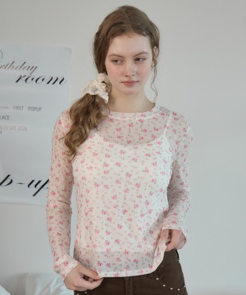 Birthday room(バースデイルーム)の「小花柄シアートップス/Sheer top with a small floral print(Tシャツ/カットソー・レディース・ピンク/ライトブルー・FREE)」の19枚目の写真