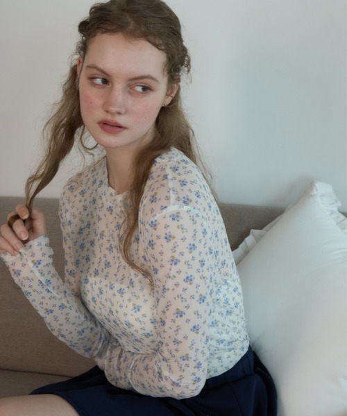Birthday room(バースデイルーム)の「小花柄シアートップス/Sheer top with a small floral print(Tシャツ/カットソー・レディース・ピンク/ライトブルー・FREE)」の5枚目の写真