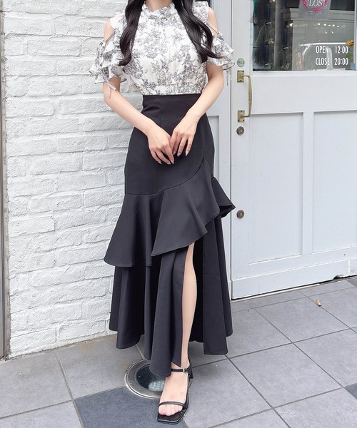 INGNI（イング）の「【WEB限定】バックレースアップアシメティアードスカート（スカート・レディース・ブラック/チャコールグレー/ライトベージュ・FREE）」の10枚目の写真