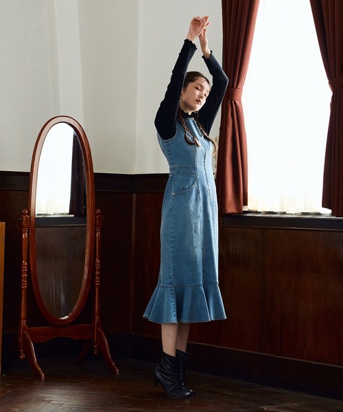 Audie a Muses(オーディアミューズ)の「フロントファスナーデニムジャンパードレス(ジャンパースカート・レディース・ネイビー・36/38/40/42)」の6枚目の写真