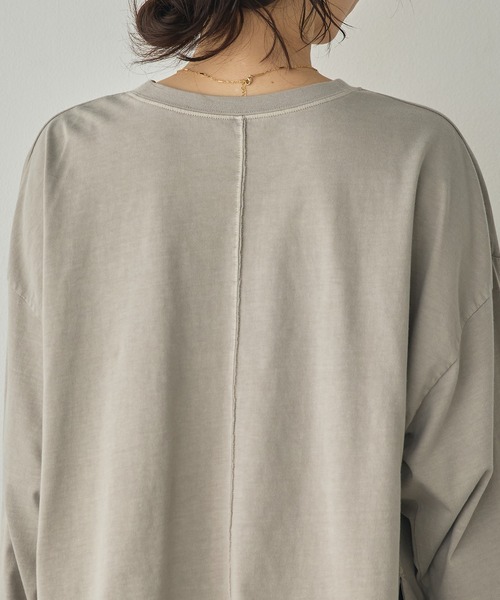 hunch(ハンチ)の「ピグメント染め ロゴロンT(Tシャツ/カットソー・レディース・パープル/ベージュ/チャコール/グレー・FREE)」の15枚目の写真