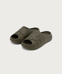 A BATHING APE（アベイシングエイプ）の「BAPE SLIDES #1（スニーカー）」