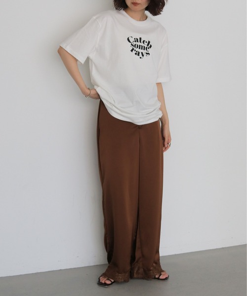 HER CLOSET(ハークローゼット)の「【HER CLOSET】ロゴグラフィックTシャツ LOGO GRAPHIC TEE(Tシャツ/カットソー・レディース・ブラック/オフホワイト・L/M/S)」の9枚目の写真