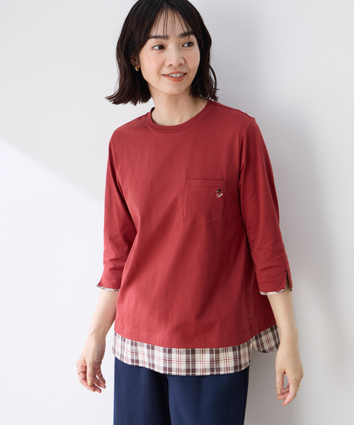 DECOY SINCE 1981(デコイシンスイチキュウハチイチ)の「【chiyoさんコラボ】ロンドンマーチチェックドッキング7分袖プルオーバー【オーガニックコットンブレンド】(Tシャツ/カットソー・レディース・レッド/ネイビー・M/L/LL/3L/4L)」の1枚目の写真