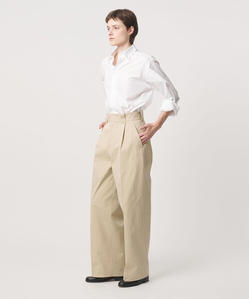 LOEFF（ロエフ）の「＜LOEFF＞チノ タックパンツ（チノパンツ・レディース・ベージュ・1/0）」の4枚目の写真