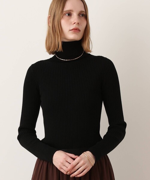 allureville(アルアバイル)の「【Oggi.jp掲載】◇2WAYネックリブタートル(ニット/セーター・レディース・ブルー/グレー系その他/オフホワイト/ピンク/ベージュ/ブラック・2)」の2枚目の写真