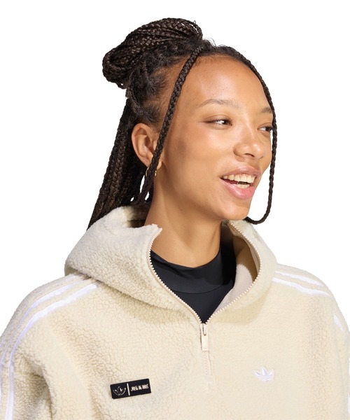 adidas(アディダス)の「adidas/アディダス adidas Originals by JENNIE BLACK PINK/POLAR FLEECE 1/4 ZIP HOODIE(パーカー・レディース・サックスブルー/ブラック/ベージュ・SMALL/MEDIUM/LARGE/X-LARGE)」の14枚目の写真