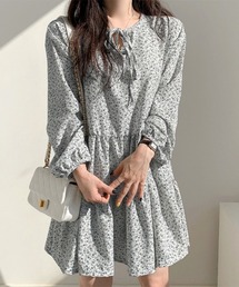LEMOA（レモア）の「小花柄リボンティアードミニワンピース（ワンピース）」