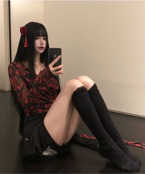 BNFROM（ビーエヌフロム）の「ROSE WRAP SEE-THROUGH SLEEVE（Tシャツ/カットソー・レディース・その他・FREE）」の3枚目の写真