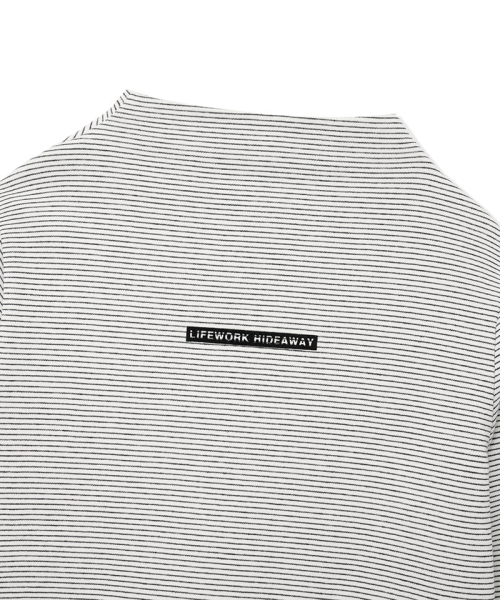 LIFE WORK（ライフワーク）の「レディース) モックネックレイヤード長袖Tシャツ（Tシャツ/カットソー・レディース・ホワイト/ライトグレー/ブラック/ブラック×ホワイト・SMALL/MEDIUM）」の7枚目の写真
