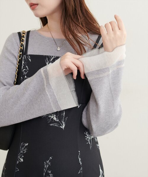natural couture（ナチュラルクチュール）の「袖口シアーフレアニット（ニット/セーター・レディース・グレー/オフホワイト/グレイッシュベージュ/ブラック/ブラウン・FREE）」の11枚目の写真