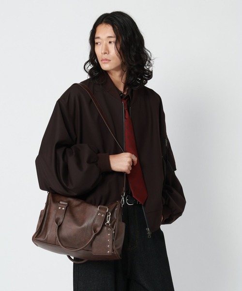 RAGEBLUE(レイジブルー)の「2WAY STUDS BOSTON SHOULDER BAG/スタッズボストンショルダーバッグ(ボストンバッグ・メンズ・ブラック/ブラウン・FREE)」の14枚目の写真
