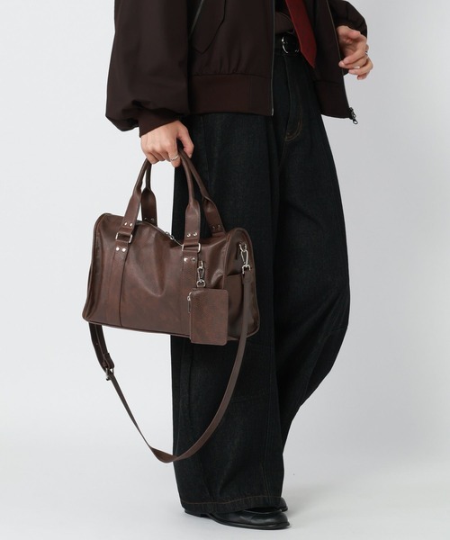 RAGEBLUE(レイジブルー)の「2WAY STUDS BOSTON SHOULDER BAG/スタッズボストンショルダーバッグ(ボストンバッグ・メンズ・ブラック/ブラウン・FREE)」の16枚目の写真