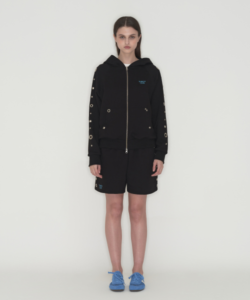 THIRSTYCLUB（サースティークラブ）の「Studded set zip up hoodie - Black（パーカー・レディース・その他・FREE）」の2枚目の写真