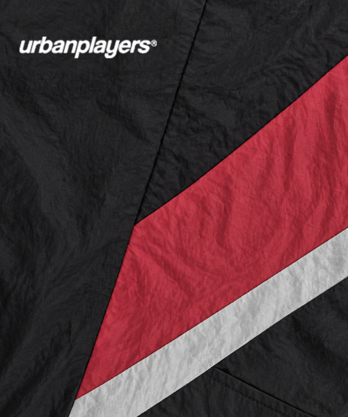 URBAN PLAYERS(アーバンプレイヤーズ)の「ベイノ配色ウインドブレーカー (ブラック)(ナイロンジャケット・レディース・その他・MEDIUM/LARGE/X-LARGE)」の6枚目の写真