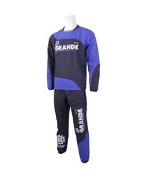 GRANDE FOOTBALL PRODUCTS（グランデフットボールプロダクツ）の「【ジュニア～BIGサイズ対応】GRANDE.ツートン 定番ピステ（ウインドブレイカー）セットアップ（セットアップ）」