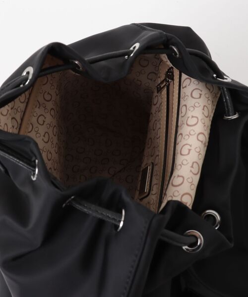 Guess（ゲス）の「BAYFIELD Backpack（バックパック/リュック・レディース・ブラック・ONE SIZE）」の3枚目の写真