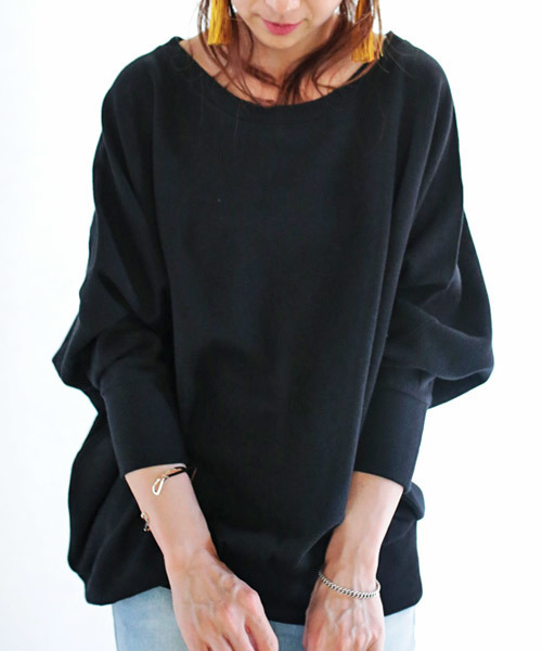 antiqua（アンティカ）の「変形ドルマントップス（スウェット・レディース・ブラック/グレイッシュベージュ・M）」の2枚目の写真