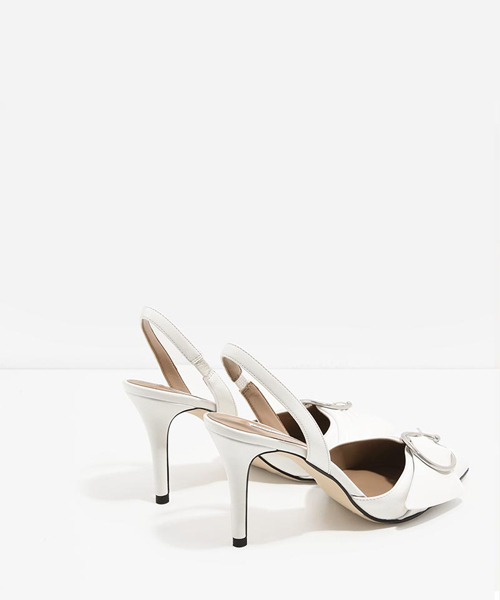 CHARLES & KEITH（チャールズ & キース）の「サーキュラーバックルスリングバック / CIRCULAR BUCKLE SLINGBACKS（サンダル・レディース・ホワイト/ピンク/ブラック・23.5cm/25cm/24.5cm/24cm/23cm）」の9枚目の写真
