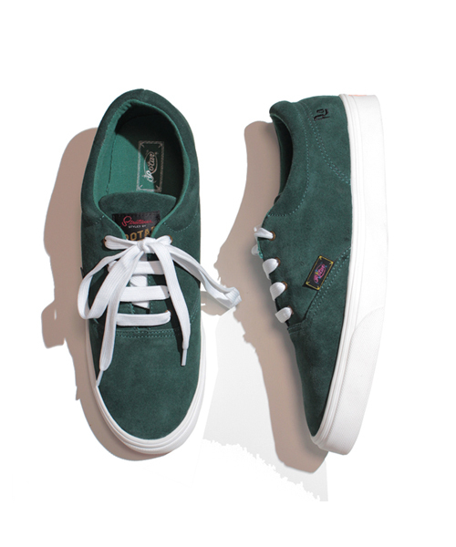 ROTAR（ローター）の「Ro Low cut sneaker / ローカット / スウェード / 刺繍（スニーカー・メンズ・ブラック/グリーン/キャメル/バーガンディー・SMALL/MEDIUM/LARGE/X-LARGE）」の2枚目の写真