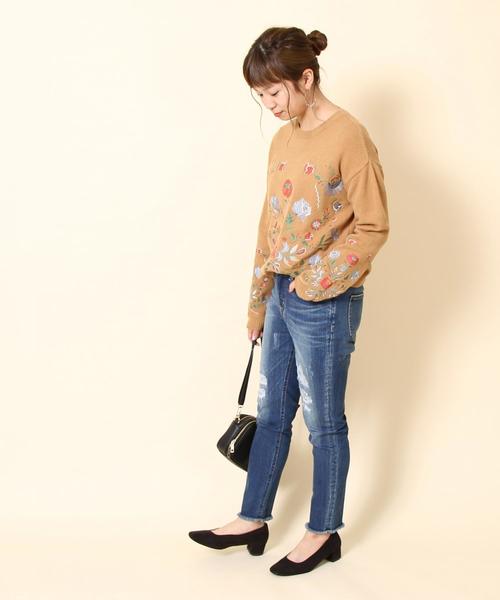 coen（コーエン）の「フラワー刺繍ニットプルオーバー（ニット/セーター・レディース・ベージュ/ネイビー・FREE）」の16枚目の写真