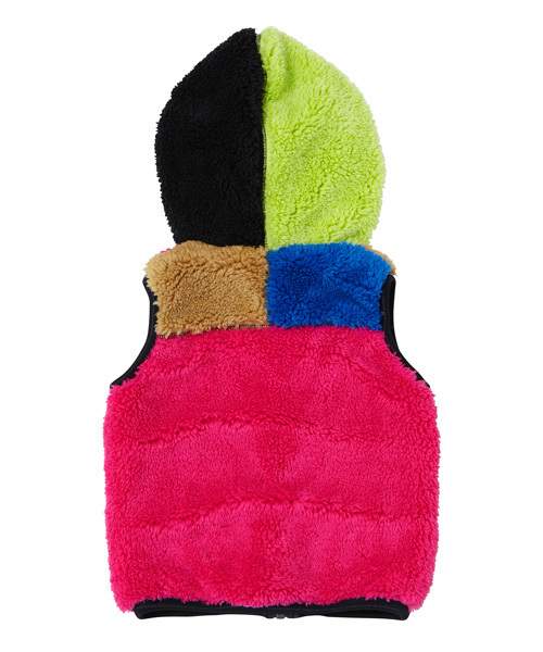 X-girl Stages(エックスガールステージス)の「FLUFFY VEST (4T~7T)(ベスト・キッズ・ブラック/ネイビー/マルチ・4T/5T/6T/7T)」の5枚目の写真