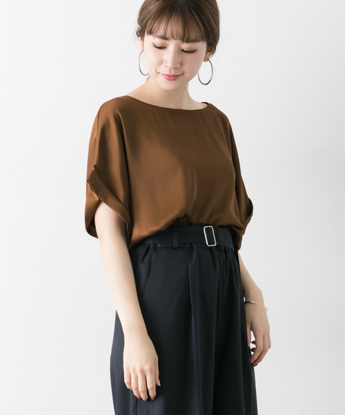 URBAN RESEARCH（アーバンリサーチ）の「ヴィンテージサテンTシャツブラウス（Tシャツ/カットソー・レディース・ブラウン/ホワイト系その他・FREE）」の2枚目の写真