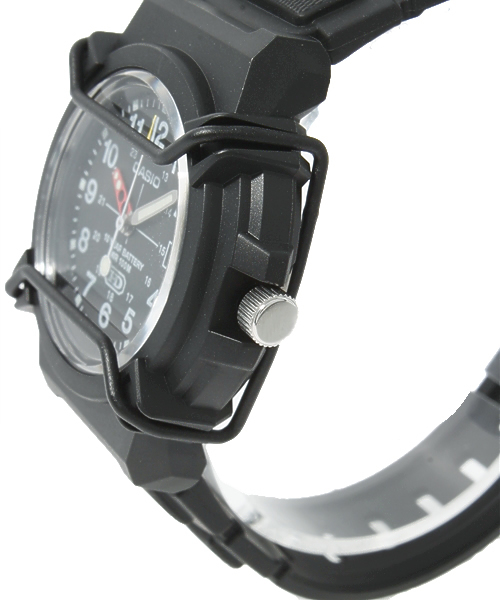 alcali（アルカリ）の「CASIO /　時計（アナログ腕時計・メンズ・ホワイト/ブラック・FREE）」の4枚目の写真