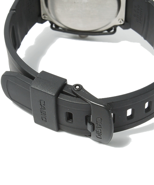 alcali（アルカリ）の「CASIO /　時計（アナログ腕時計・メンズ・ホワイト/ブラック・FREE）」の5枚目の写真