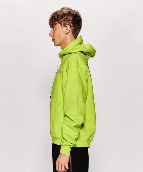 STAMPD(スタンプド)の「<STAMPD> KMS HOODIE/パーカー(パーカー・メンズ・ライム・MEDIUM/LARGE)」の5枚目の写真