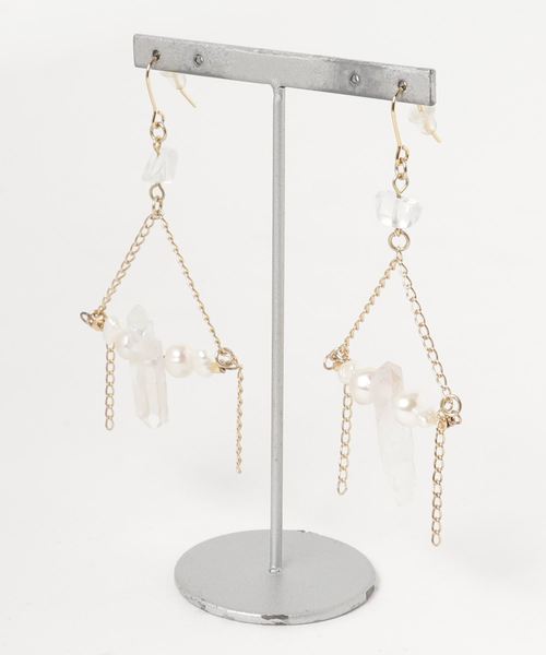 tone(トーン)の「【Lira jewelry】クリスタルトライアングル ピアス(ピアス(両耳用)・レディース・ゴールド・FREE)」の1枚目の写真