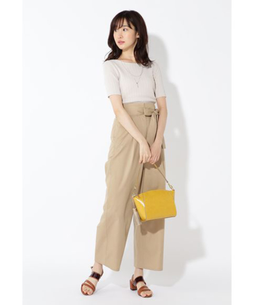 NATURAL BEAUTY BASIC（ナチュラルビューティーベーシック）の「[洗える]バックシャンリブニット（ニット/セーター・レディース・ベージュ/ネイビー/キャメル・MEDIUM）」の10枚目の写真