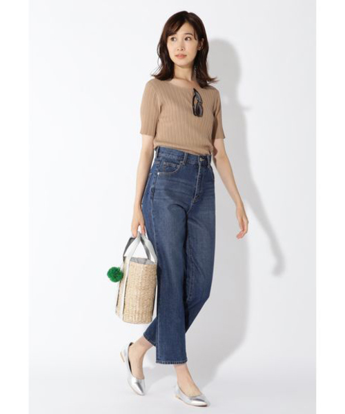 NATURAL BEAUTY BASIC（ナチュラルビューティーベーシック）の「[洗える]バックシャンリブニット（ニット/セーター・レディース・ベージュ/ネイビー/キャメル・MEDIUM）」の11枚目の写真