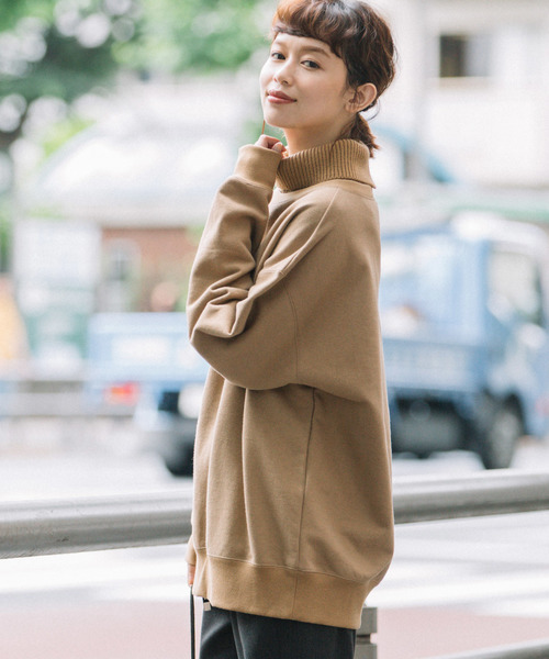 Munich（ミューニック）の「裏毛×ニットリブ　タートルネックスウェットプルオーバー（スウェット・レディース・ブラック/キャメル/ライトベージュ・FREE）」の6枚目の写真