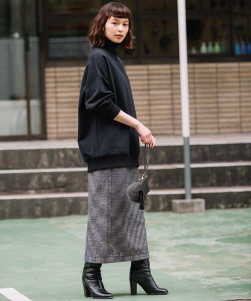 Munich（ミューニック）の「裏毛×ニットリブ　タートルネックスウェットプルオーバー（スウェット・レディース・ブラック/キャメル/ライトベージュ・FREE）」の11枚目の写真