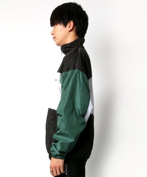 Kappa(カッパ)の「Kappa/カッパ オーバーサイズ トラックジャケット/ナイロンジャケット(ナイロンジャケット・メンズ・ブラック/ベージュ/ネイビー/ブラック系その他/ベージュ系その他/ブルー系その他/パープル系その他/パープル/ブラック系その他3/ブラック系その他2・M/L/XL)」の17枚目の写真