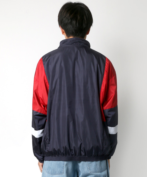 Kappa(カッパ)の「Kappa/カッパ オーバーサイズ トラックジャケット/ナイロンジャケット(ナイロンジャケット・メンズ・ブラック/ベージュ/ネイビー/ブラック系その他/ベージュ系その他/ブルー系その他/パープル系その他/パープル/ブラック系その他3/ブラック系その他2・M/L/XL)」の18枚目の写真