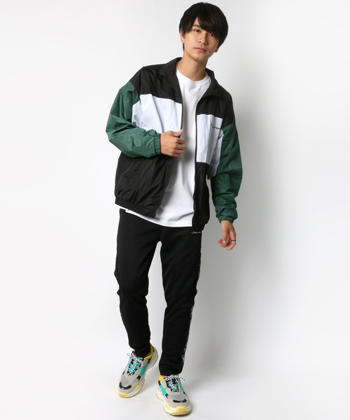 Kappa(カッパ)の「Kappa/カッパ オーバーサイズ トラックジャケット/ナイロンジャケット(ナイロンジャケット・メンズ・ブラック/ベージュ/ネイビー/ブラック系その他/ベージュ系その他/ブルー系その他/パープル系その他/パープル/ブラック系その他3/ブラック系その他2・M/L/XL)」の15枚目の写真