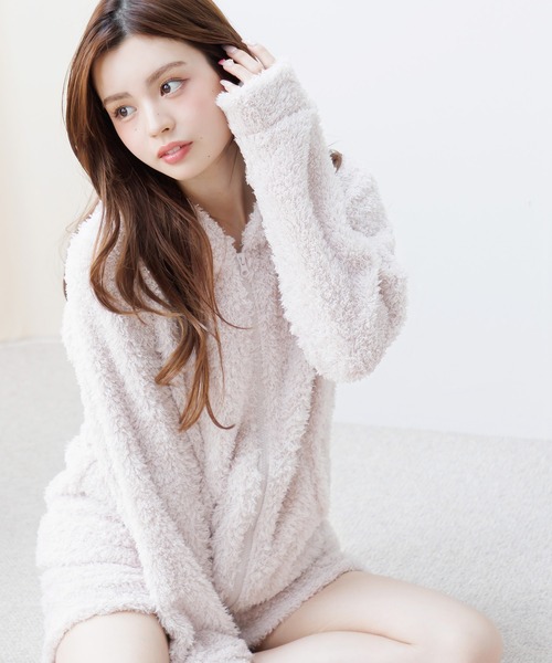 ふわふわマシュマロシャギールームウェア（パーカー＆ショートパンツ