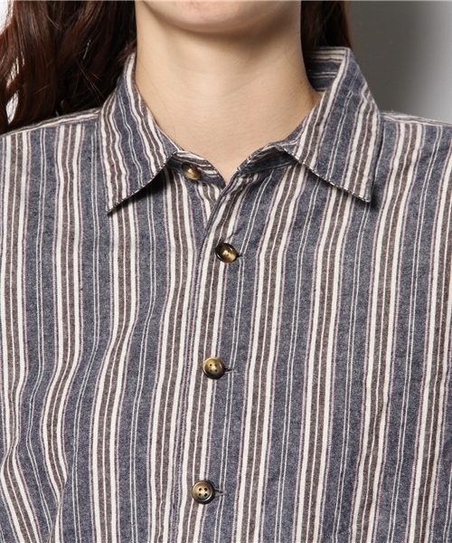 BEAMS BOY（ビームスボーイ）の「BEAMS BOY / ネル ストライプ ロングテール シャツ（シャツ/ブラウス・レディース・ブルー/ネイビー・ONE SIZE）」の6枚目の写真