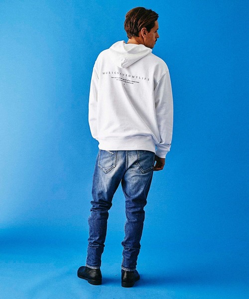 MSML（エムエスエムエル）の「FRONT CURSIVE HOODIE（パーカー・メンズ・ホワイト/ブラック・S/M/L）」の3枚目の写真