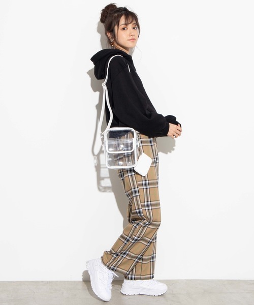 WEGO(ウィゴー)の「WEGO/クリアフラップスクエアショルダーバッグ(ショルダーバッグ・レディース・ブラック/その他1/その他2/ベージュ系その他/ホワイト系その他/パープル・FREE)」の14枚目の写真