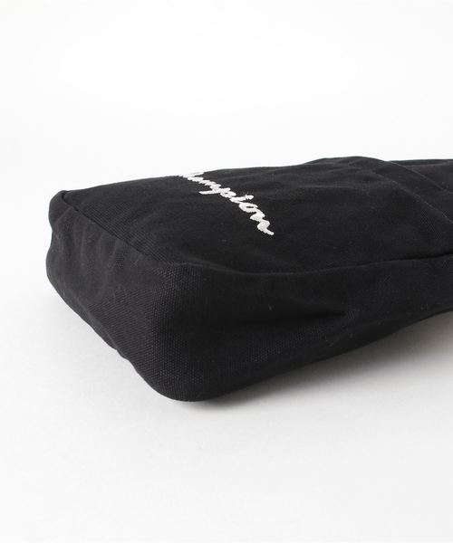 Champion（チャンピオン）の「ヒューイ　ショルダーバッグタテ型　57763（ショルダーバッグ・キッズ・ブラック/アイボリー/ネイビー・FREE）」の13枚目の写真