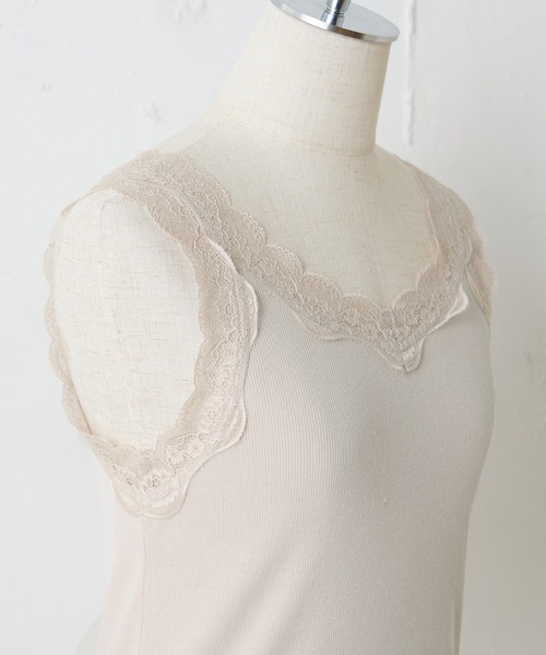 one after another NICE CLAUP（ワンアフターアナザーナイスクラップ）の「前後2wayレースインナー（タンクトップ・レディース・ブラック/ベージュ/オフホワイト/ブルー・FREE）」の8枚目の写真