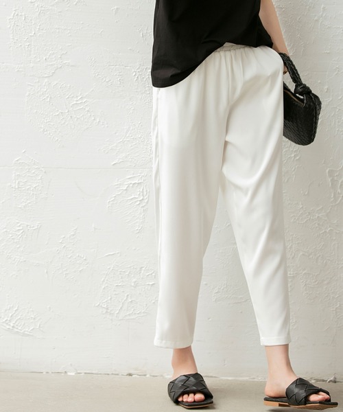 SAISON DE PAPILLON(セゾンドパピヨン)の「ロングシーズン対応クロップドパンツ(その他パンツ・レディース・ホワイト/ブラック/ブルー/グリーン/アイボリー/コーラル/ラベンダー/ベージュ/ライトグレー/ブルーグレー・S/M/L/XL)」の22枚目の写真