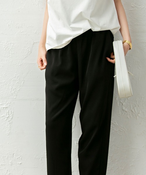 SAISON DE PAPILLON(セゾンドパピヨン)の「ロングシーズン対応クロップドパンツ(その他パンツ・レディース・ホワイト/ブラック/ブルー/グリーン/アイボリー/コーラル/ラベンダー/ベージュ/ライトグレー/ブルーグレー・S/M/L/XL)」の13枚目の写真