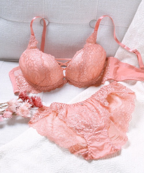 Mon cher pigeon*（モンシェルピジョン）の「新色ネイビー登場！『編み上げ風で谷間キープ』ブラジャー＆ショーツ セット Nature Bouquet/ナチュールブーケ A～F（ブラ&ショーツ・レディース・ブラック/カーキ/ラベンダー/キャメル/ピンク/ネイビー・A65M/A70M/A75M/B65M/B70M/B75M/C65M/C70M/C75M/D65M/D70M/D75M/E65M/E70M/E75L/F65M/F70M/F75L）」の6枚目の写真