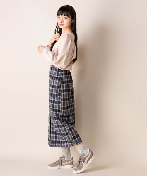 Mysa&Liina（ミーサリーナ）の「フロントZIPスリット入りペンシルスカート（スカート・レディース・ベージュ/ネイビー/ブルー/アイボリー/サンドベージュ・M）」の7枚目の写真
